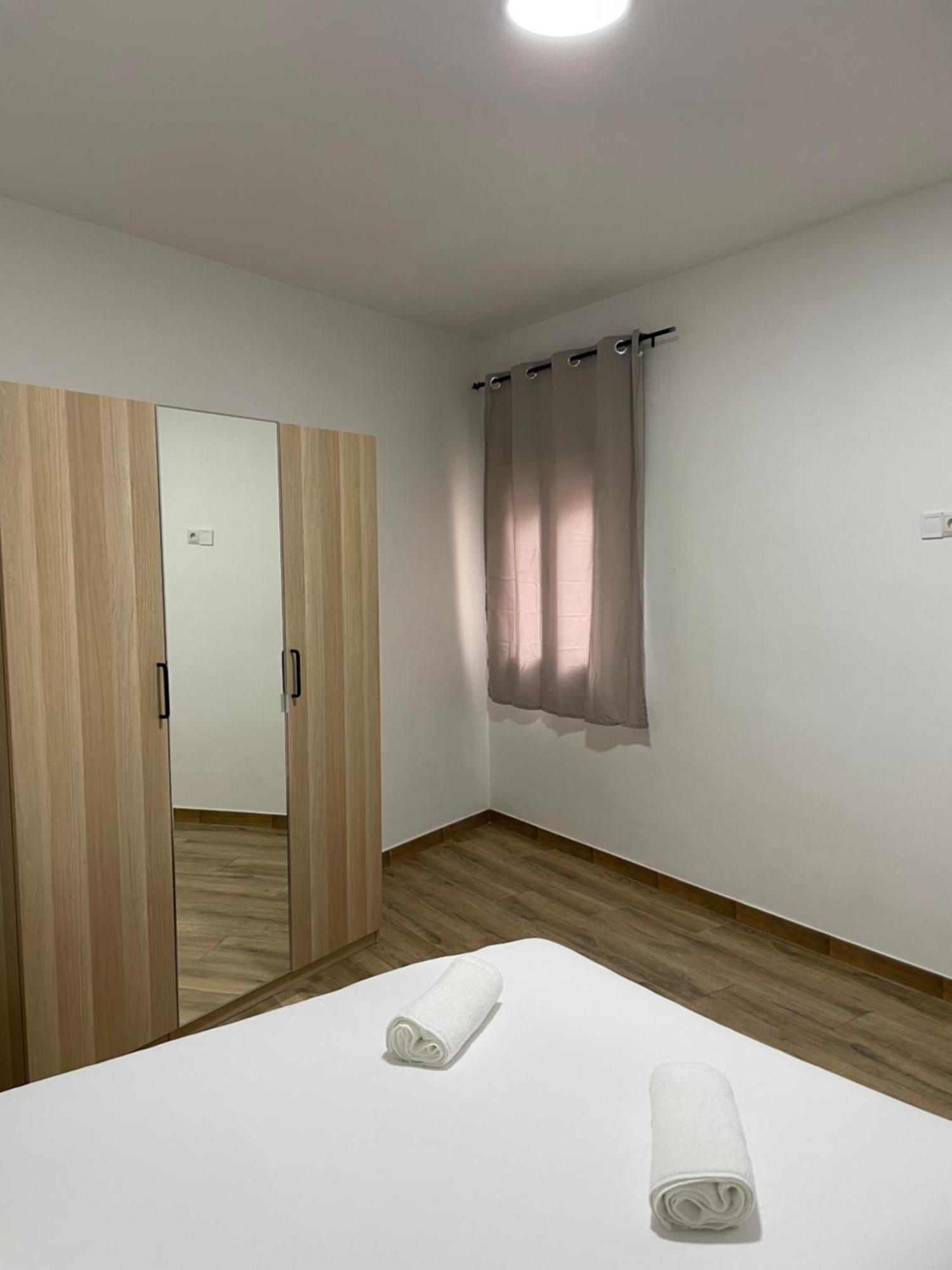 Apartamentos Tarradellas Sants Estació