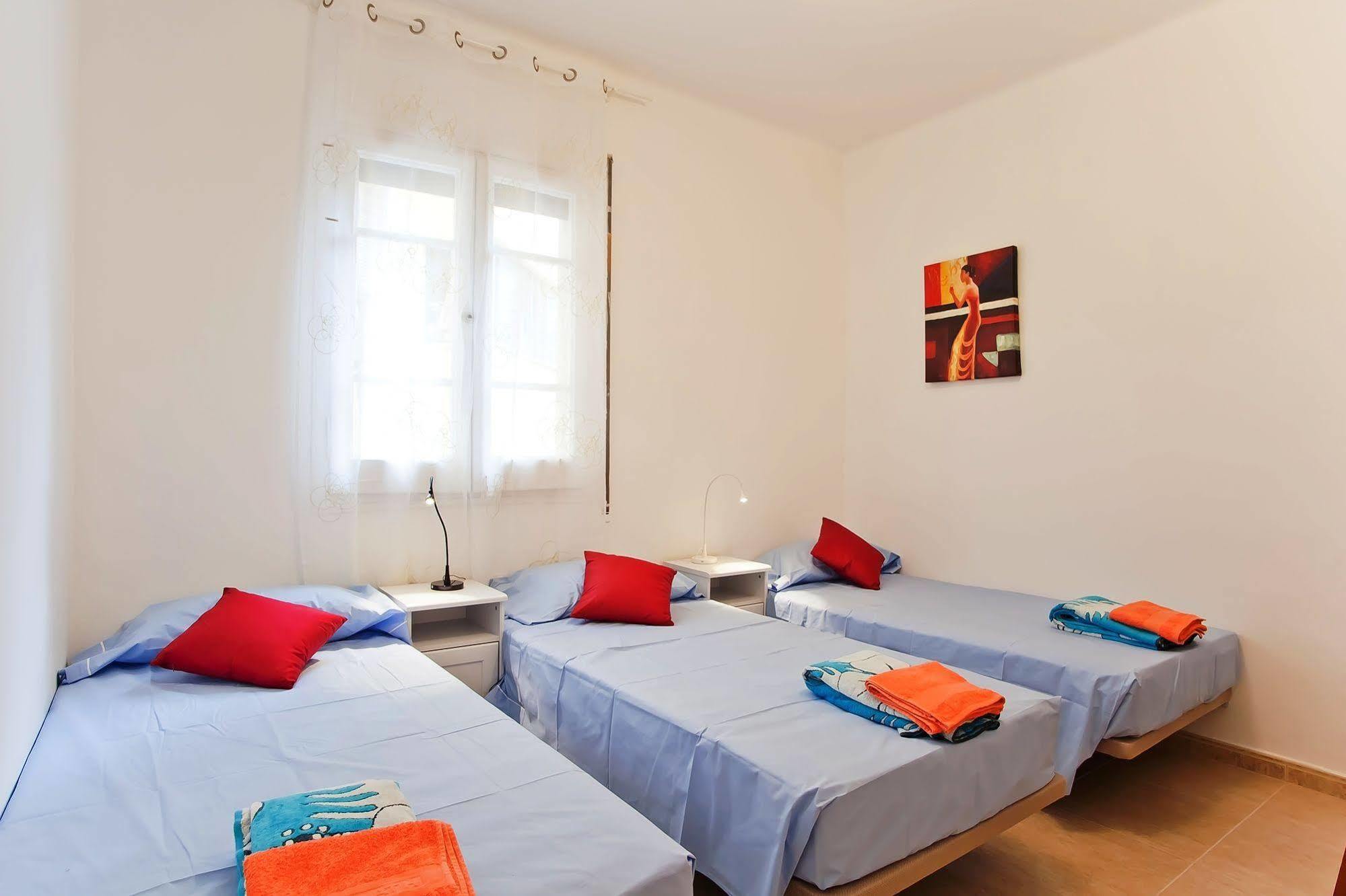 Apartamentos Tarradellas Sants Estació *