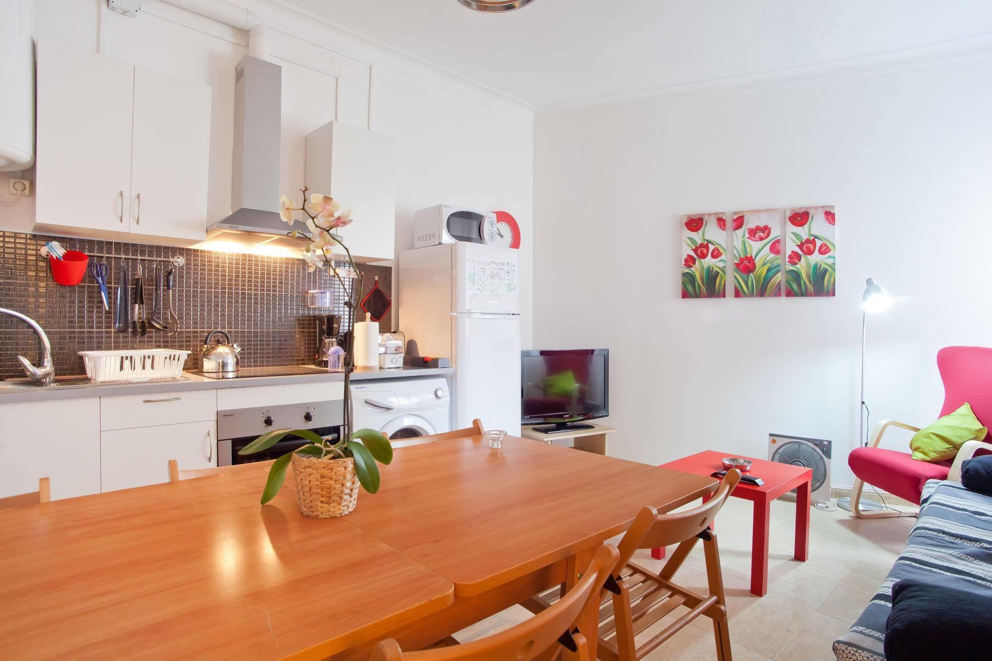Apartamentos Tarradellas Sants Estació